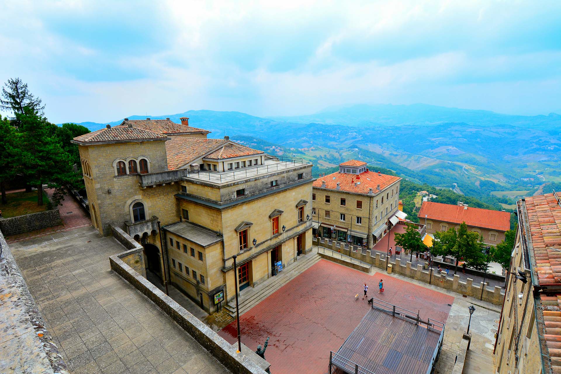 San Marino Monaco Business Class Flight Deals