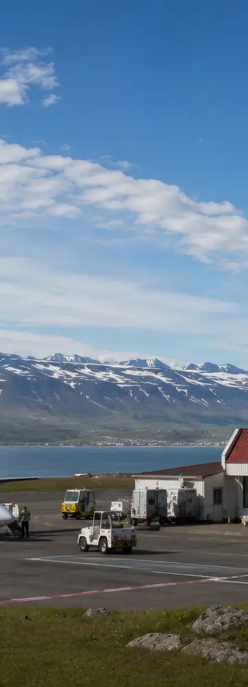 Cheap Business Class flights to Húsavík Airport (HZK)