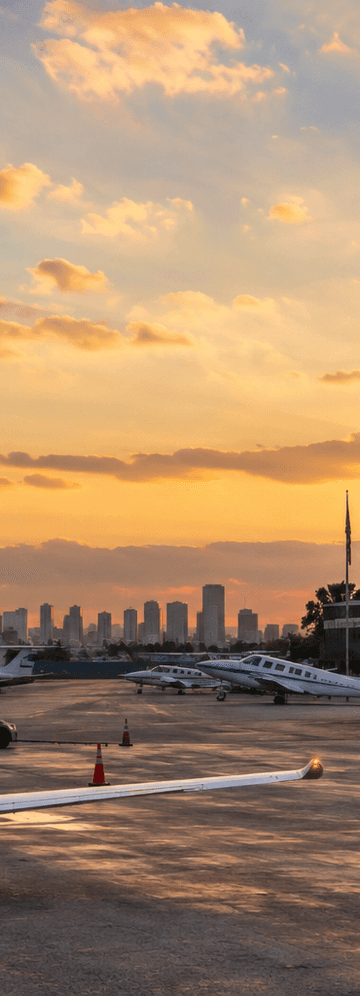Cheap Business Class flights to Miami Executive Airport (TMB)