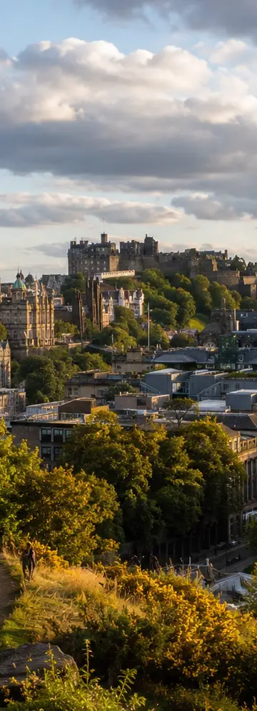 Business Class Flights To Edinburgh, United Kingdom