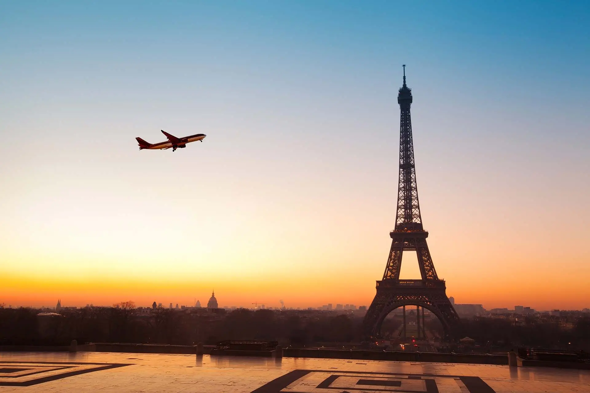 Paris France CDG Airport Business Class Flight Deals